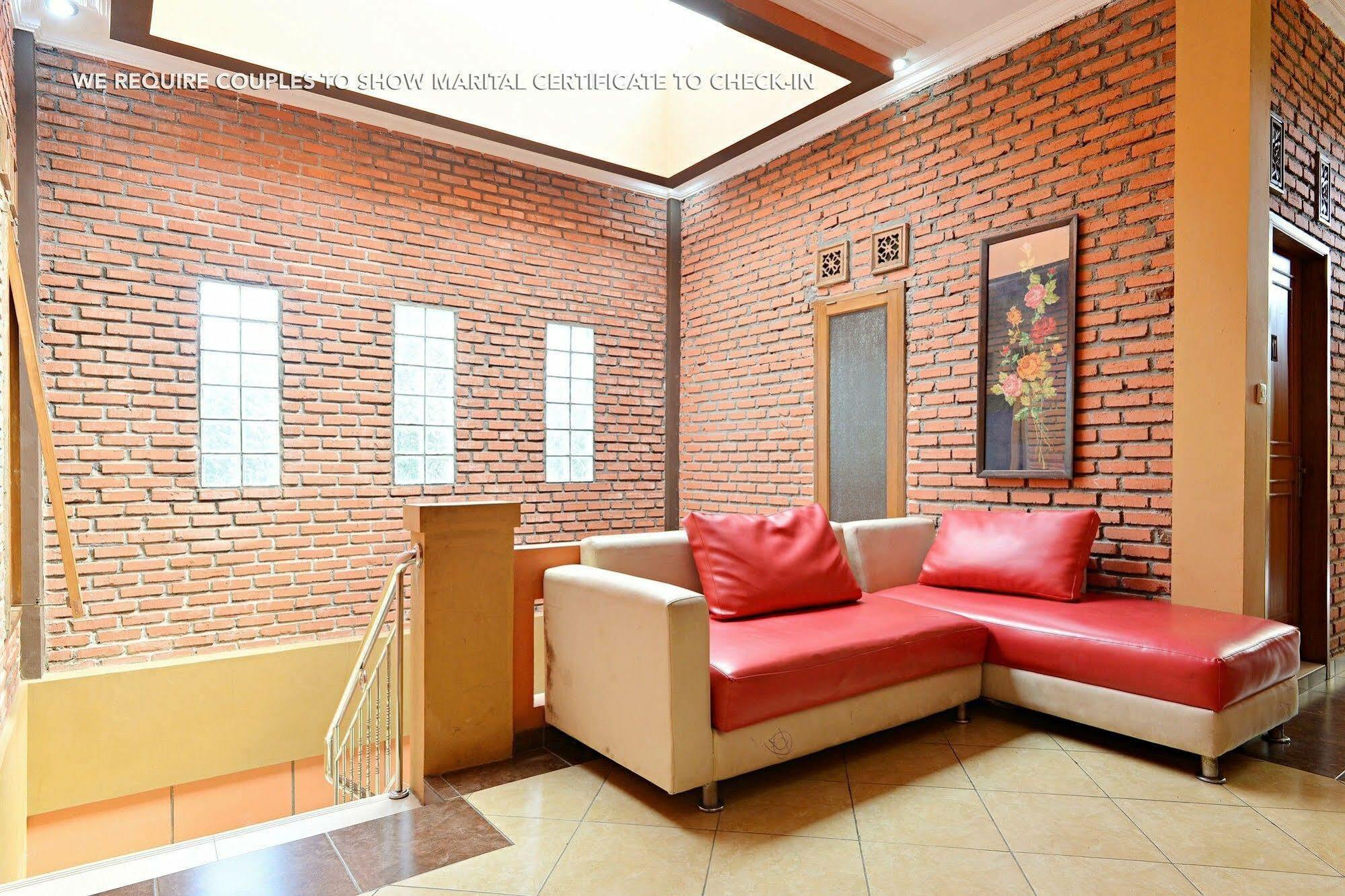 Zen Rooms Antapani Syariah باندونج المظهر الخارجي الصورة